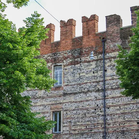 Antiche Mura - Italian Homing Affittacamere Verona