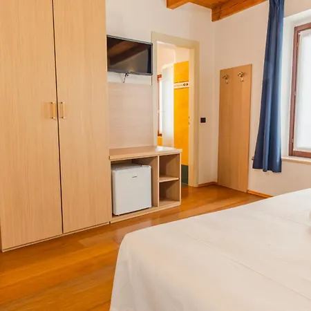 Antiche Mura - Italian Homing 4* Verona