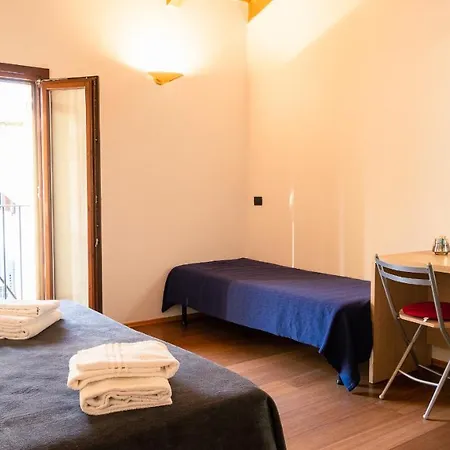Antiche Mura - Italian Homing Guest house *